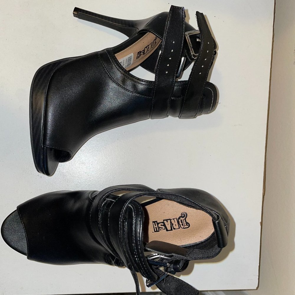New Brash Black Heels Size 9.5